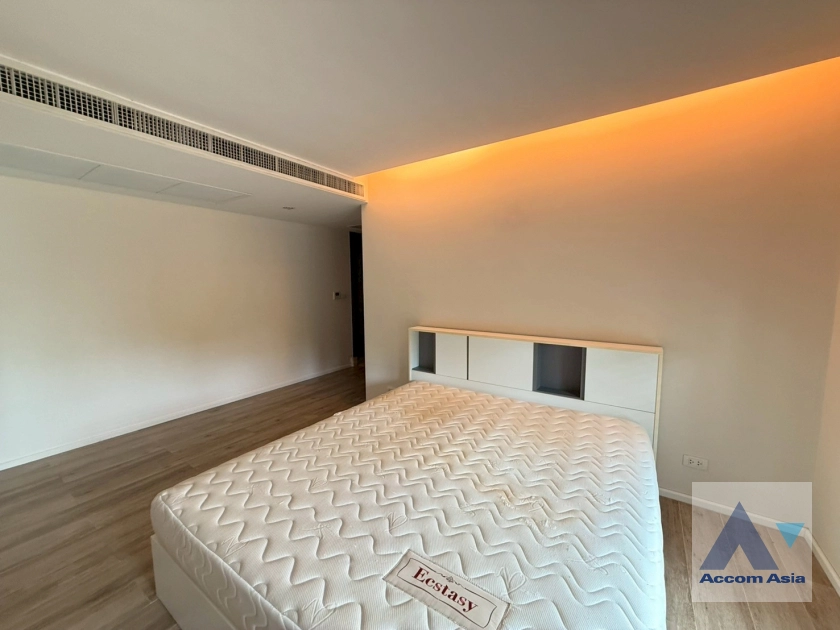 12  3 br Condominium for rent and sale in Sathorn ,Bangkok BTS Chong Nonsi at Baan Lux Sathorn AA43503