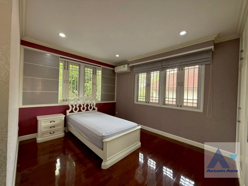 14  4 br House for rent and sale in Samutprakan ,Samutprakan BTS Bang Na at Lakeside Villa 1 AA43504