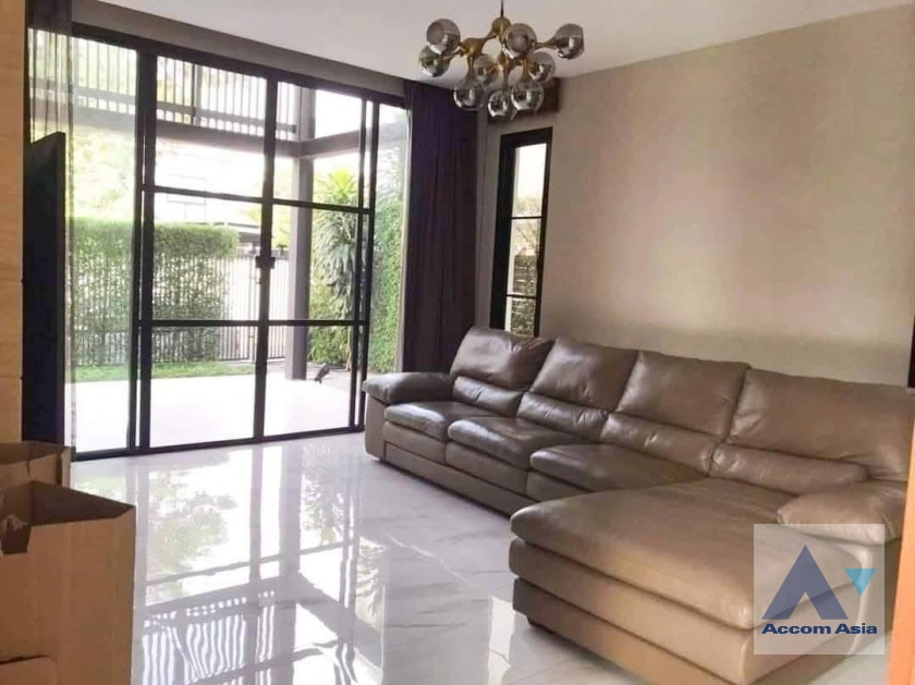  1  4 br House for rent and sale in Bang Na ,Bangkok  at Evergreen Ville Bangna AA43505