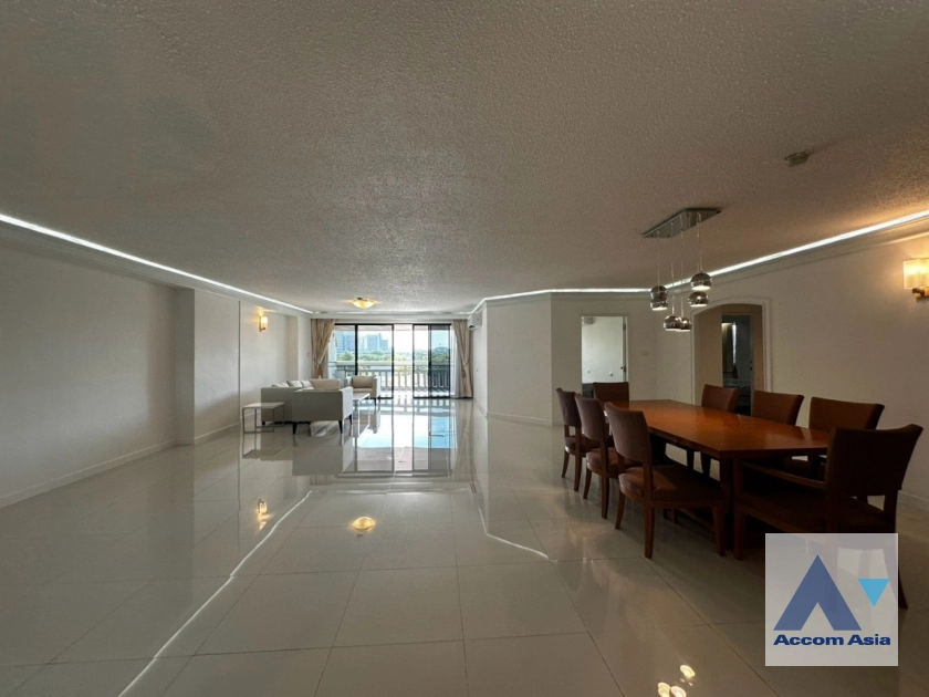 12  3 br Apartment for rent and sale in Ploenchit ,Bangkok BTS Ratchadamri at High rise and Peaceful AA43509