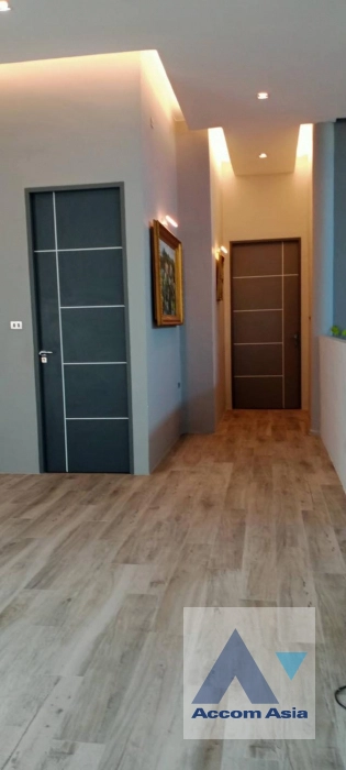  1  2 br Apartment For Rent in Sukhumvit ,Bangkok BTS Ekkamai at Modern Interiors AA43515
