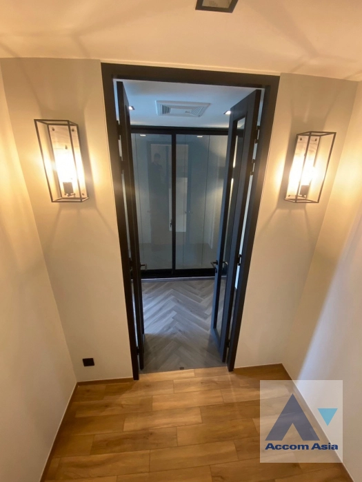 18  3 br House For Sale in Ratchadaphisek ,Bangkok MRT Ratchadaphisek at L SCAPE Ratchada 20 AA43530