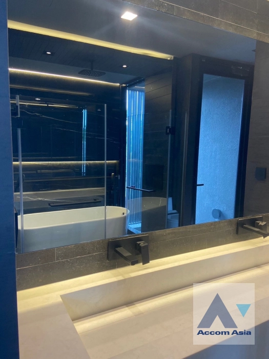 21  3 br House For Sale in Ratchadaphisek ,Bangkok MRT Ratchadaphisek at L SCAPE Ratchada 20 AA43530