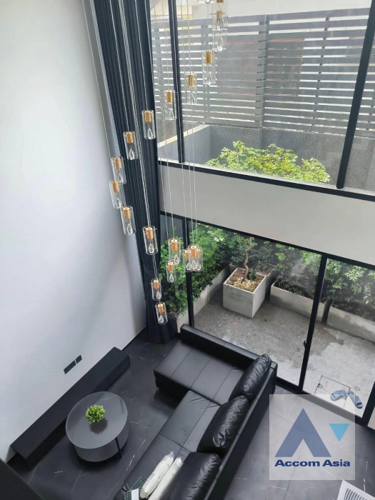  1  3 br House for rent and sale in Ratchadaphisek ,Bangkok MRT Ratchadaphisek at L SCAPE Ratchada 20 AA43531