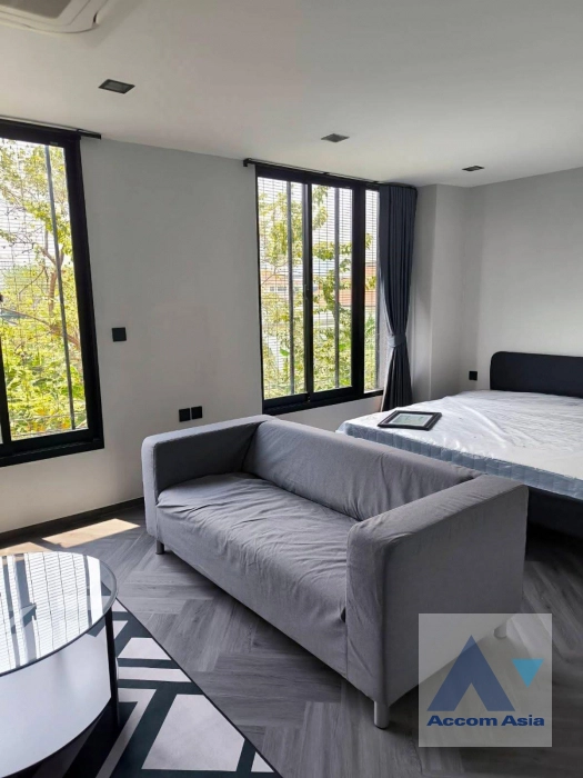 6  3 br House for rent and sale in Ratchadaphisek ,Bangkok MRT Ratchadaphisek at L SCAPE Ratchada 20 AA43531