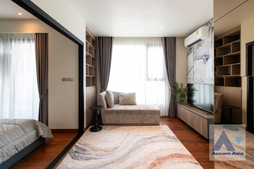  2  1 br Condominium For Rent in Rama 3 ,Bangkok BTS Saphan Taksin at Altitude Symphony Condominium AA43532