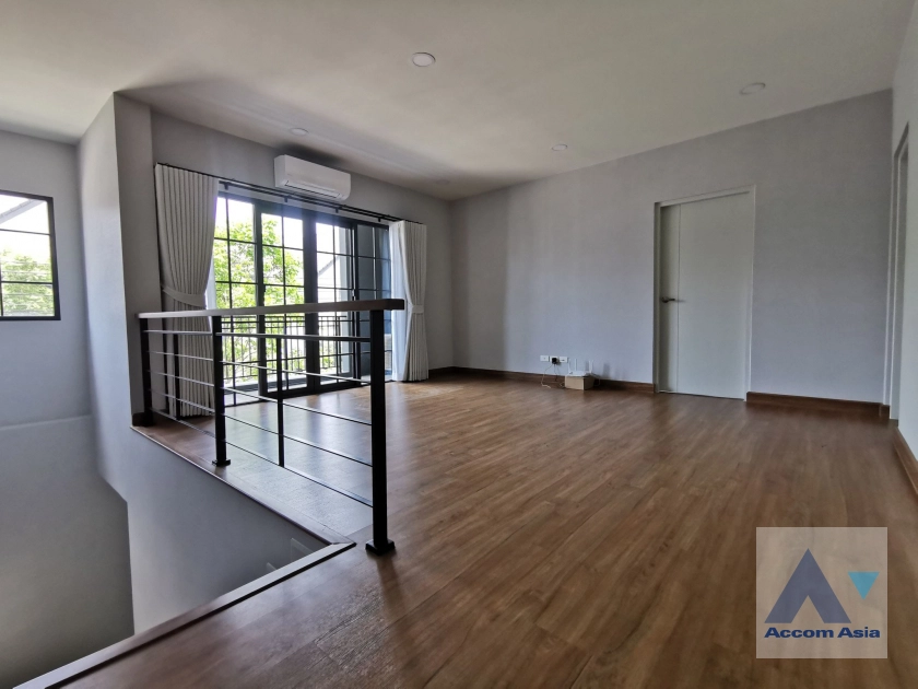 9  5 br House For Rent in Samutprakan ,Samutprakan  at Centro Bangna AA43533