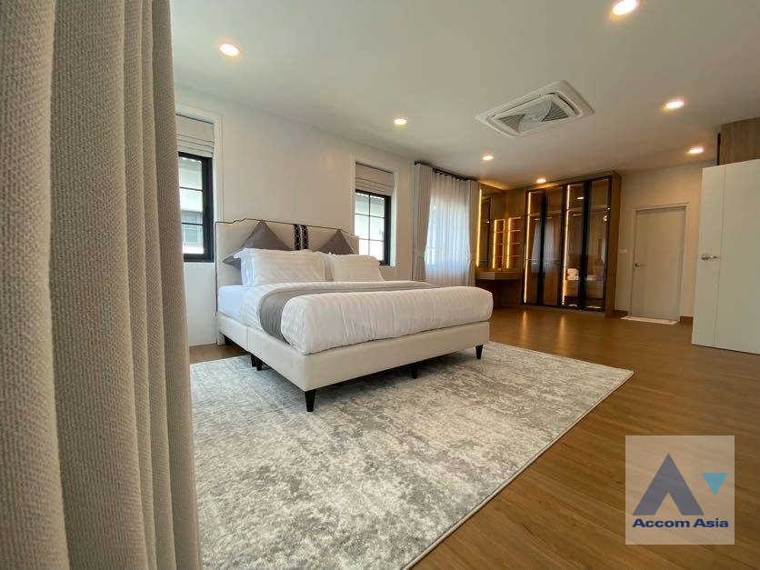 6  5 br House For Rent in Samutprakan ,Samutprakan  at Centro Bangna AA43533
