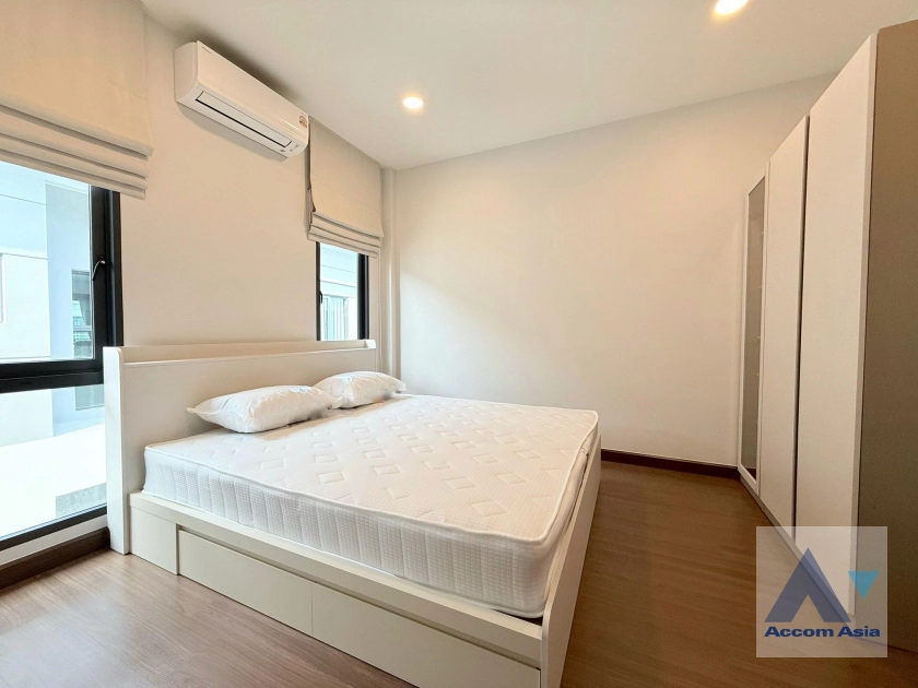 14  5 br House For Rent in Samutprakan ,Samutprakan BTS Bang Na at The City Bangna AA43537