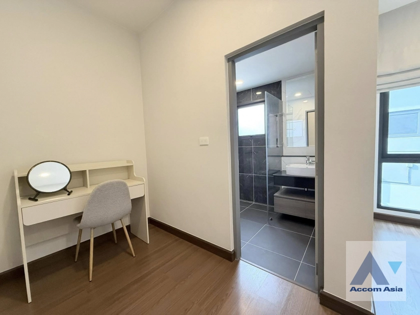 18  5 br House For Rent in Samutprakan ,Samutprakan BTS Bang Na at The City Bangna AA43537