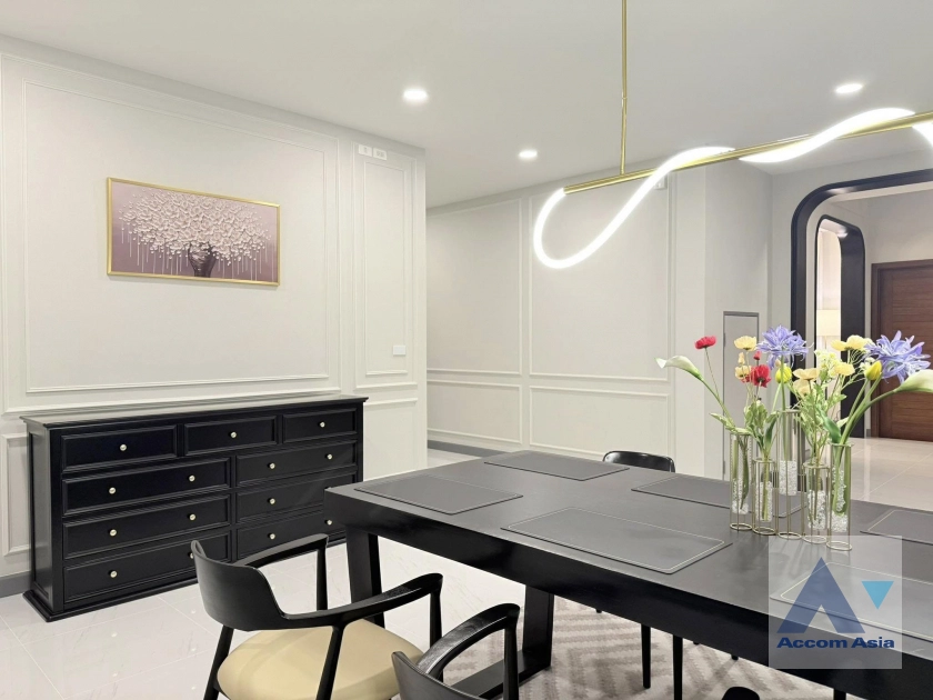 6  5 br House For Rent in Samutprakan ,Samutprakan BTS Bang Na at The City Bangna AA43537