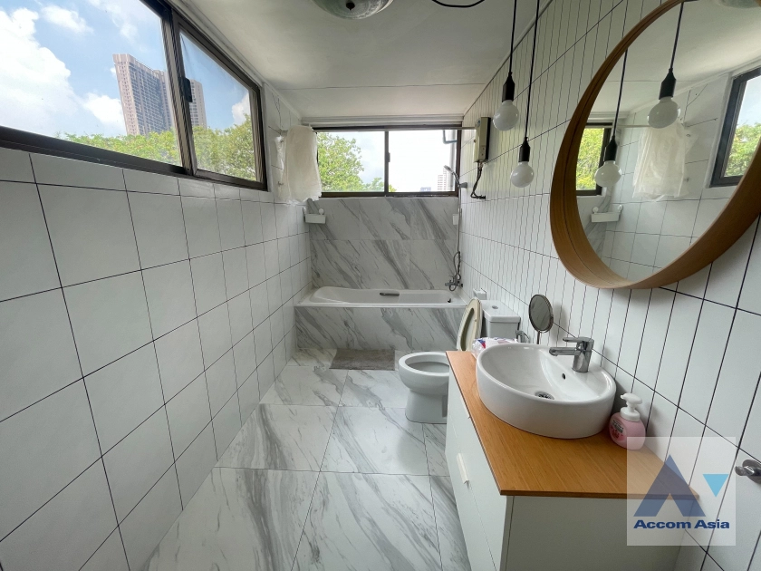 15  4 br Apartment For Rent in Sukhumvit ,Bangkok BTS Thong Lo at Fully Facilities AA43538