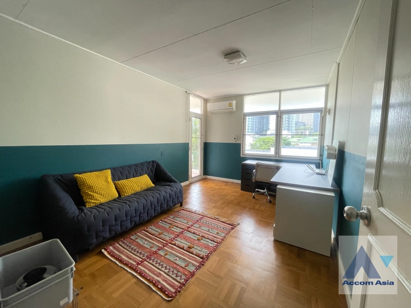 9  4 br Apartment For Rent in Sukhumvit ,Bangkok BTS Thong Lo at Fully Facilities AA43538