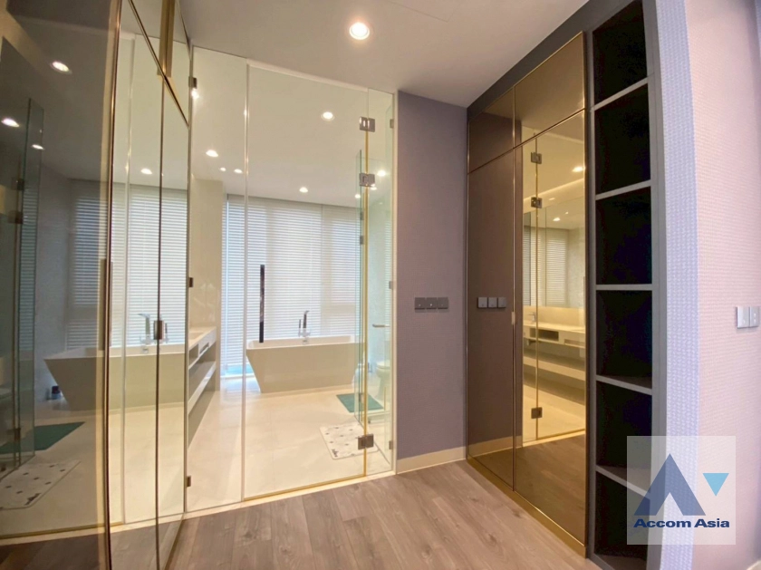 14  2 br Condominium For Rent in Sukhumvit ,Bangkok BTS Phrom Phong at Vittorio Sukhumvit 39 AA43540