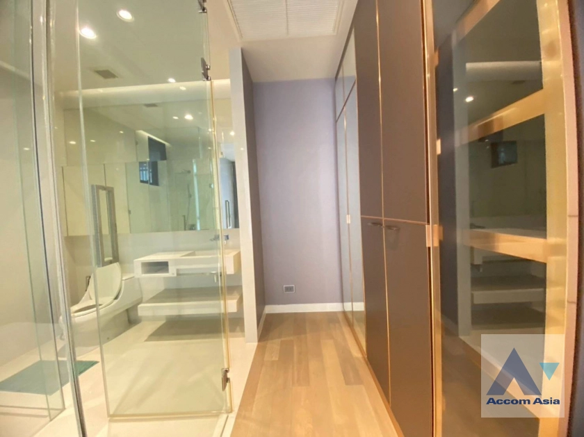 15  2 br Condominium For Rent in Sukhumvit ,Bangkok BTS Phrom Phong at Vittorio Sukhumvit 39 AA43540