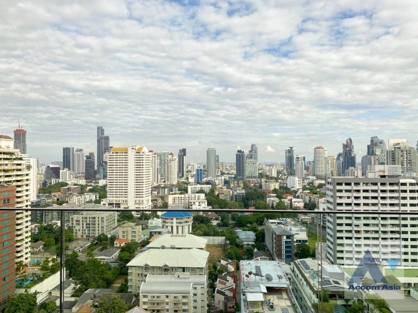 19  2 br Condominium For Rent in Sukhumvit ,Bangkok BTS Phrom Phong at Vittorio Sukhumvit 39 AA43540