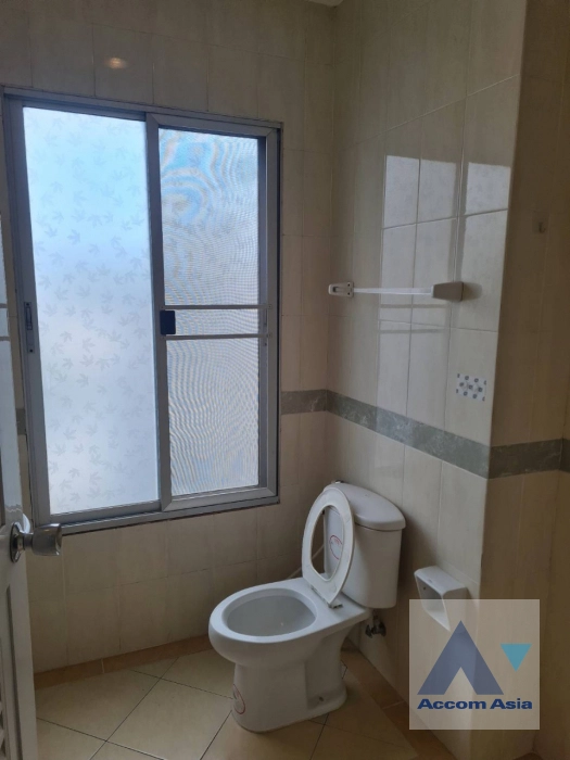 16  3 br House for rent and sale in Pattanakarn ,Bangkok ARL Hua Mak at House AA43544