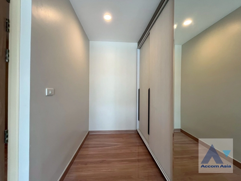 14  4 br Townhouse For Rent in Sukhumvit ,Bangkok BTS Phrom Phong at KLANG Nivas AA43546