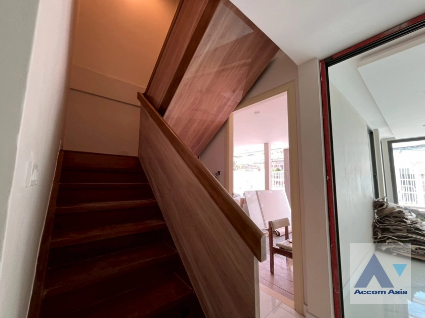 7  4 br Townhouse For Rent in Sukhumvit ,Bangkok BTS Phrom Phong at KLANG Nivas AA43546