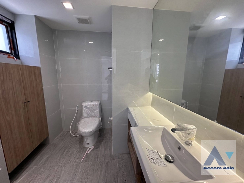 7  2 br Apartment for rent and sale in Sukhumvit ,Bangkok BTS Nana - MRT Sukhumvit at Private Environment Space AA43549