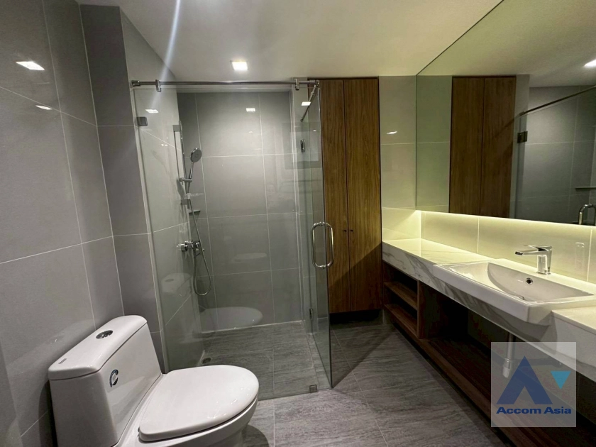 12  2 br Apartment For Rent in Sukhumvit ,Bangkok BTS Nana - MRT Sukhumvit at Private Environment Space AA43549