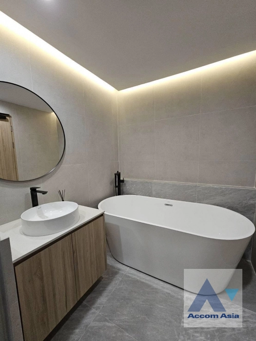 11  2 br Condominium For Rent in Sukhumvit ,Bangkok BTS Asok - MRT Sukhumvit at Baan Siri Sukhumvit 10 AA43550