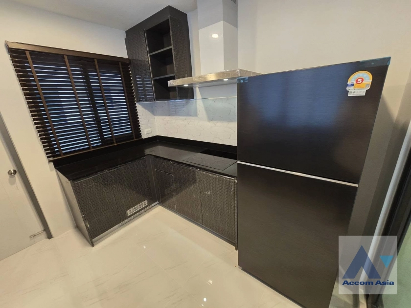 5  4 br House for rent and sale in Samutprakan ,Samutprakan BTS Bang Na at The City Bangna AA43552