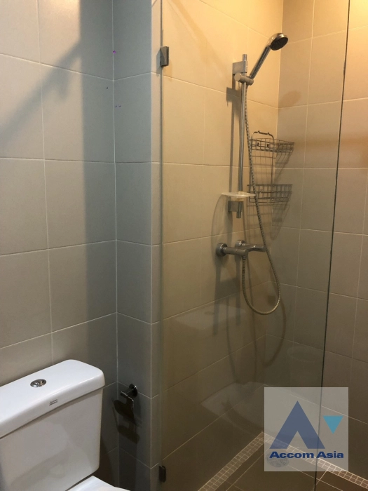 7  1 br Condominium for rent and sale in Charoen Nakhon ,Bangkok BTS Krung Thon Buri at Hive Sathorn AA43553