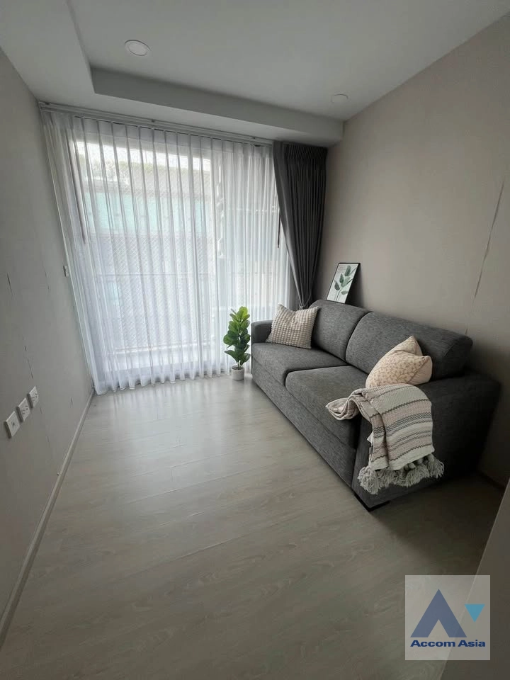 unit 2 Bedrooms  Condominium For Sale in Sukhumvit, Bangkok  near BTS Punnawithi (AA43560)