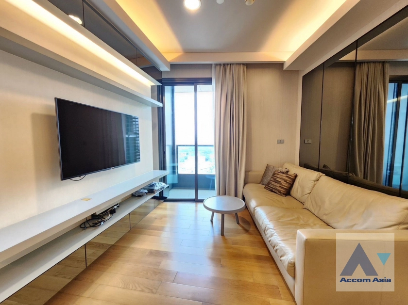 unit 1 Bedroom  Condominium For Rent & Sale in Sukhumvit, Bangkok  near BTS Phrom Phong (AA43561)