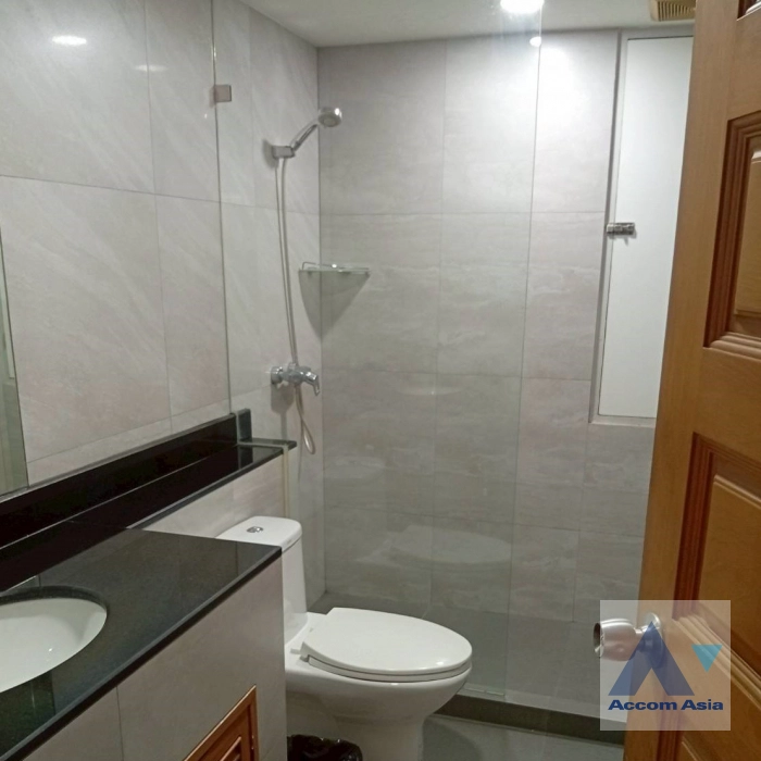 12  3 br Apartment For Rent in Sukhumvit ,Bangkok BTS Nana at Contemporary Lifestyle AA43562