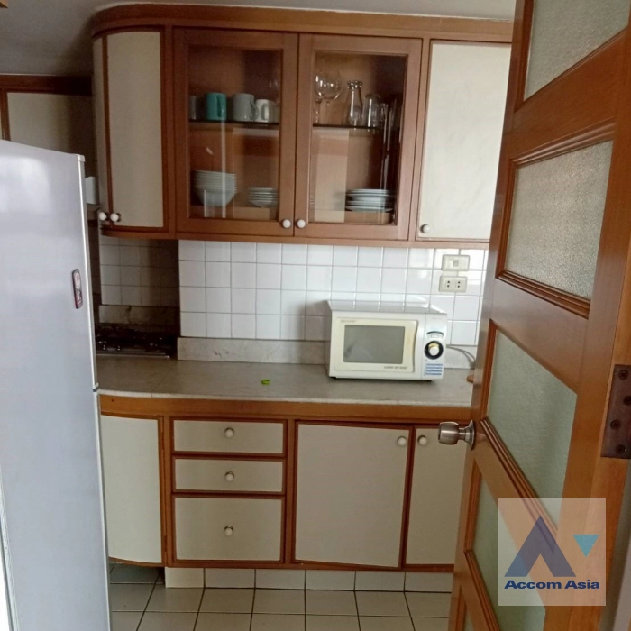  1  3 br Apartment For Rent in Sukhumvit ,Bangkok BTS Nana at Contemporary Lifestyle AA43562