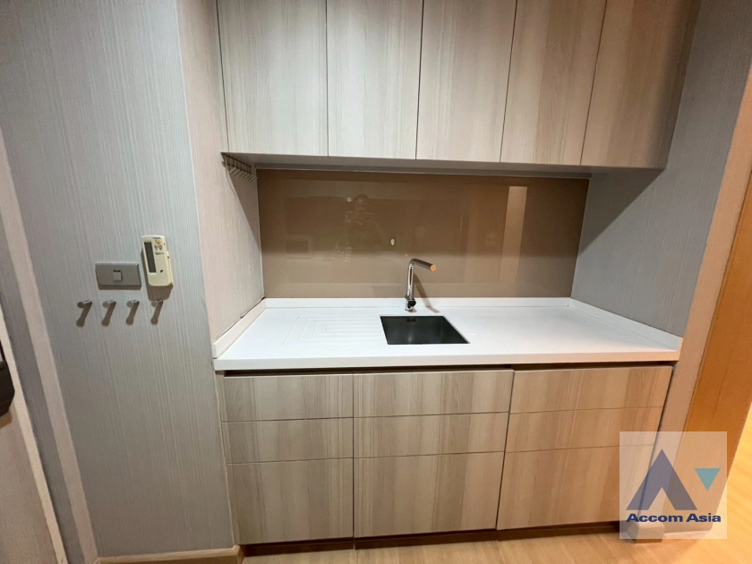8  2 br Condominium for rent and sale in Sukhumvit ,Bangkok BTS Phrom Phong at The Lumpini 24 AA43563