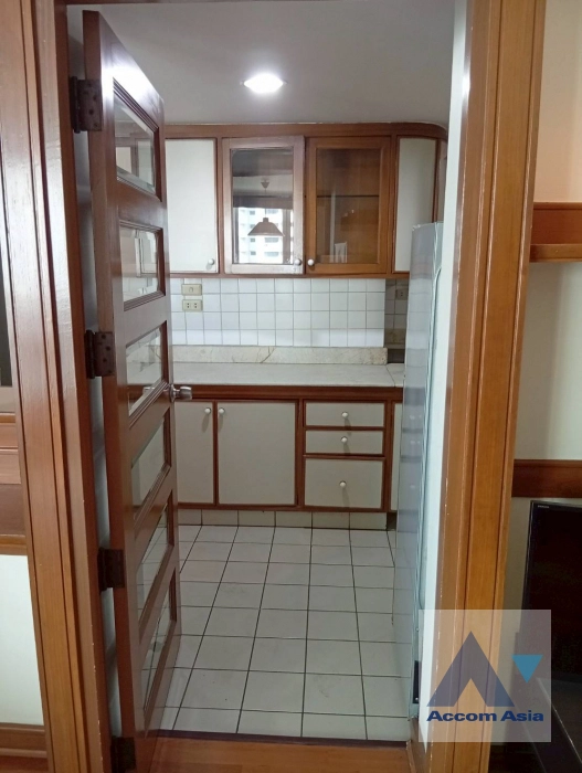 5  3 br Apartment For Rent in Sukhumvit ,Bangkok BTS Nana at Contemporary Lifestyle AA43565