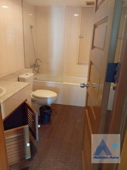 10  3 br Apartment For Rent in Sukhumvit ,Bangkok BTS Nana at Contemporary Lifestyle AA43565