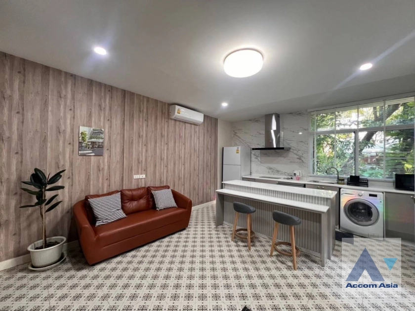 Duplex Condo |  Hideaway Living Place Townhouse  2 Bedroom for Rent BTS Thong Lo in Sukhumvit Bangkok