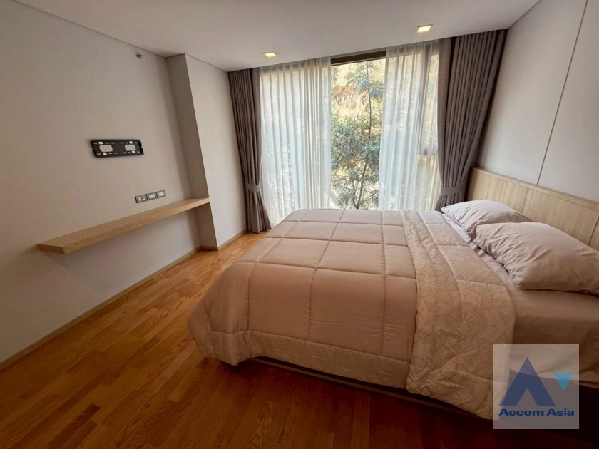 9  4 br Apartment For Rent in Sukhumvit ,Bangkok BTS Asok at Comfortable of Living Space AA43568