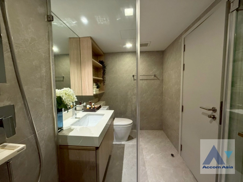 16  4 br Apartment For Rent in Sukhumvit ,Bangkok BTS Asok at Comfortable of Living Space AA43568