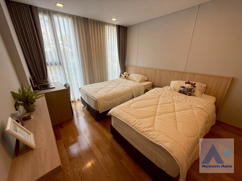 10  4 br Apartment For Rent in Sukhumvit ,Bangkok BTS Asok at Comfortable of Living Space AA43568