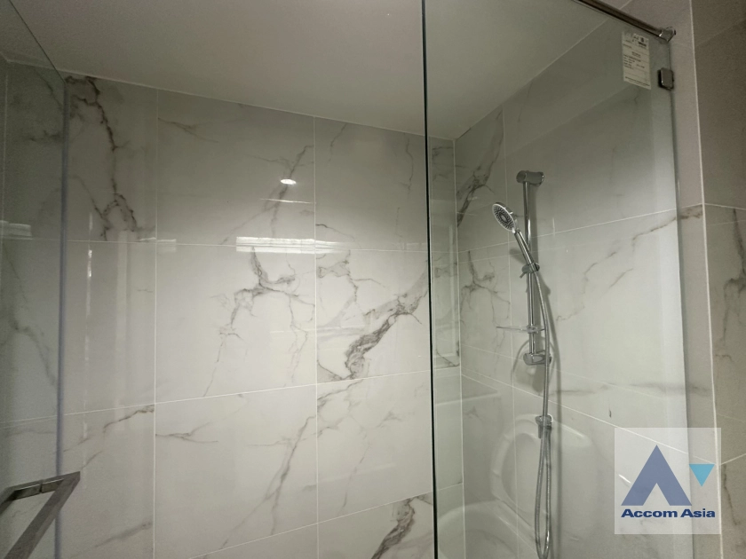 28  4 br Townhouse for rent and sale in Sathorn ,Bangkok MRT Khlong Toei - MRT Lumphini at Yenakart Residence AA43570