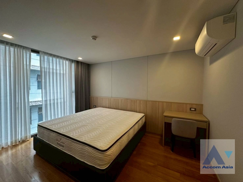 8  2 br Apartment for rent and sale in Sukhumvit ,Bangkok BTS Asok at Comfortable of Living Space AA43575