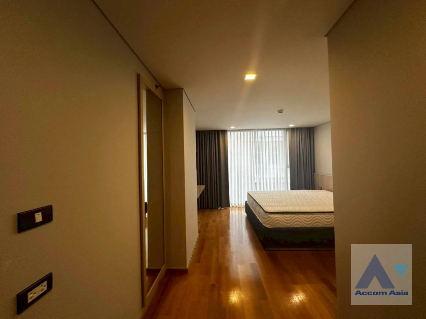 6  2 br Apartment for rent and sale in Sukhumvit ,Bangkok BTS Asok at Comfortable of Living Space AA43575