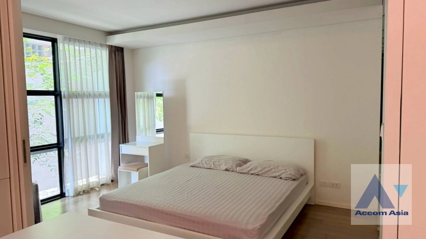 10  1 br Condominium For Rent in Sukhumvit ,Bangkok BTS Ekkamai at MODE Sukhumvit 61 AA43581