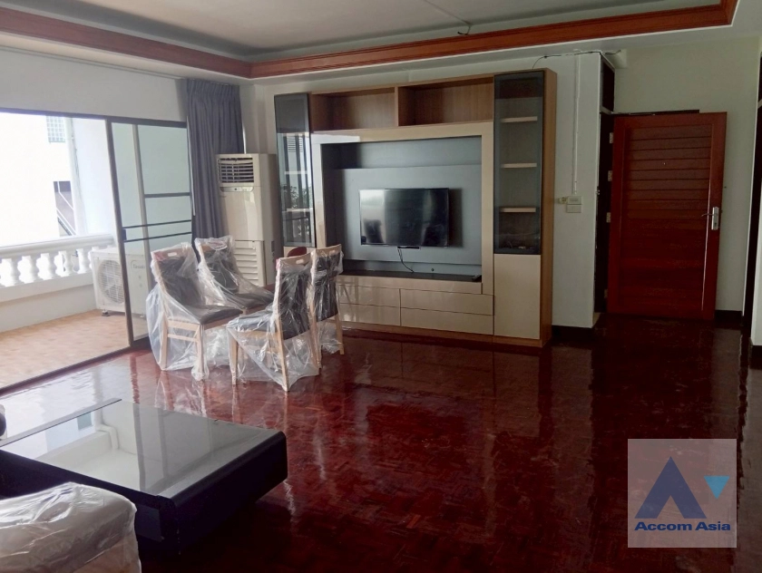  1  3 br Apartment for rent and sale in Sukhumvit ,Bangkok BTS Phrom Phong at Living with Private Environment   AA43585