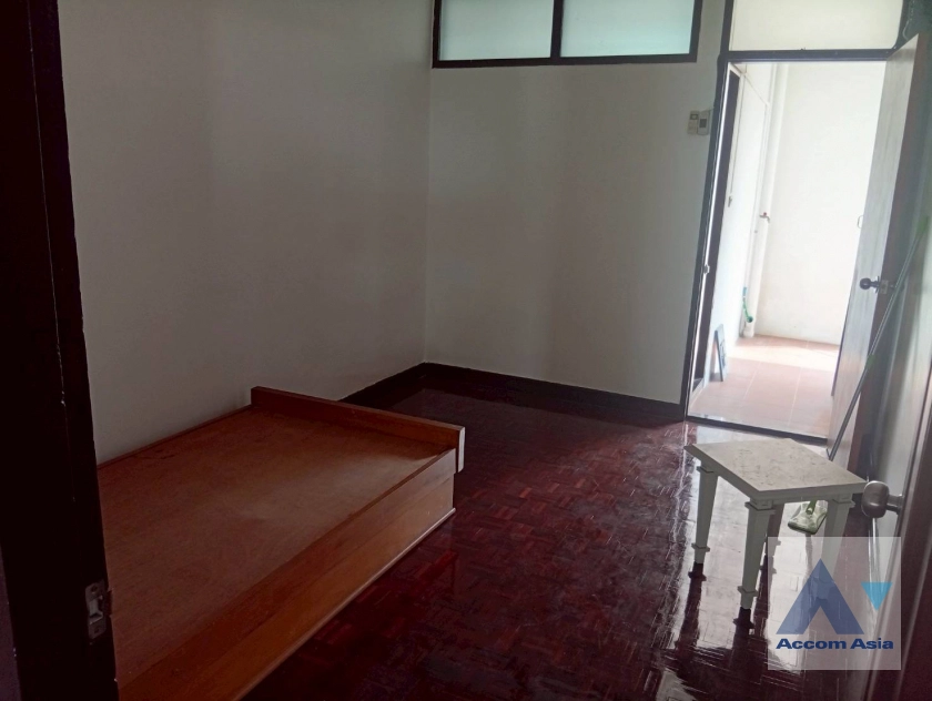 8  3 br Apartment for rent and sale in Sukhumvit ,Bangkok BTS Phrom Phong at Living with Private Environment   AA43585