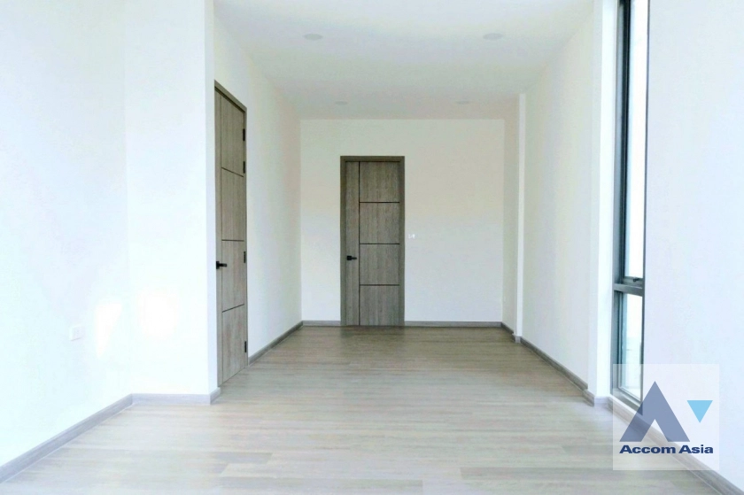 22  3 br House For Sale in Sukhumvit ,Bangkok BTS Bang Chak AA43586