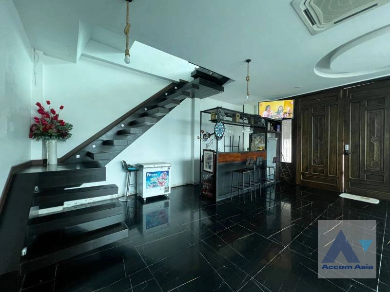 11  4 br House For Sale in Lat Phrao ,Bangkok  AA43590