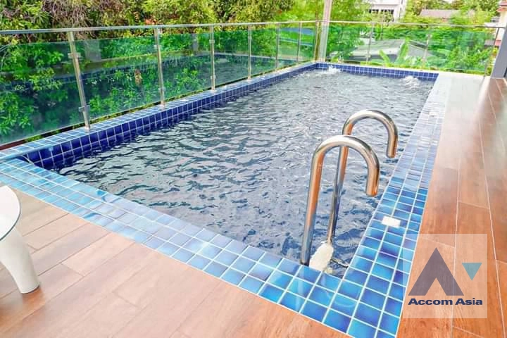  1  4 br House For Sale in Lat Phrao ,Bangkok  AA43590