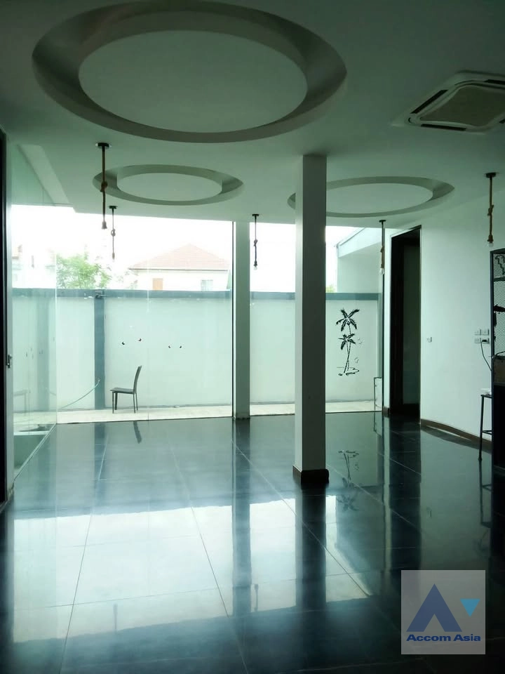 12  4 br House For Sale in Lat Phrao ,Bangkok  AA43590