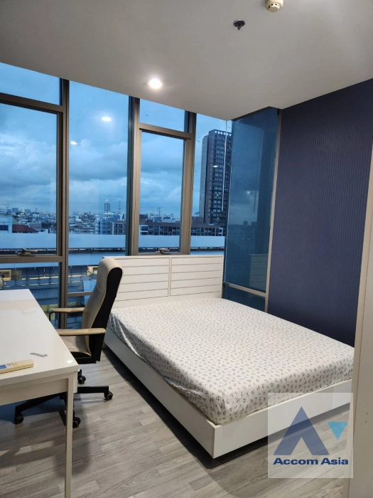 7  2 br Condominium for rent and sale in Charoen Nakhon ,Bangkok BTS Wongwian Yai at The Room Wongwian Yai AA43595